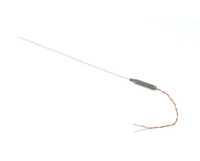 Termopar con aislamiento mineral ANSI con potencimetro roscado y 100 mm de cable ANSI trenzado doble aislado con PFA