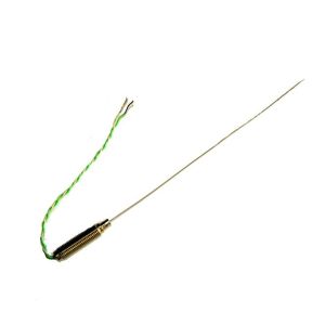 Termopar de respuesta rpida de 0,75 mm de dimetro con recipiente roscado y colas IEC - Unin aislada - 150 mm